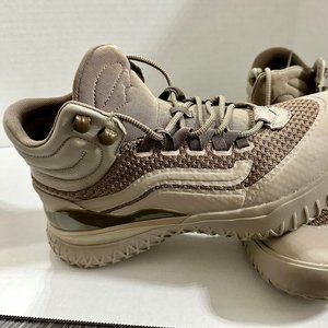 Vans City High Sneakers Men’s 8.5 | Tan/Brown High-Top Trail Sole | Like New